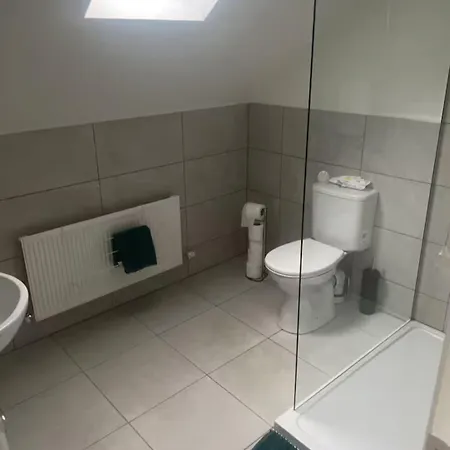 Apartament Mcg Moville