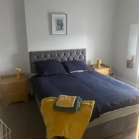 Mcg Apartment